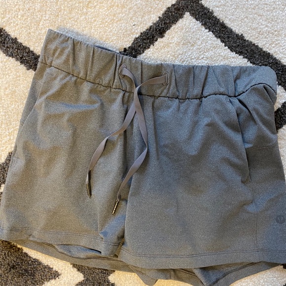 lululemon athletica Pants - Grey lulu lemon shorts - perfect condition! Size 6